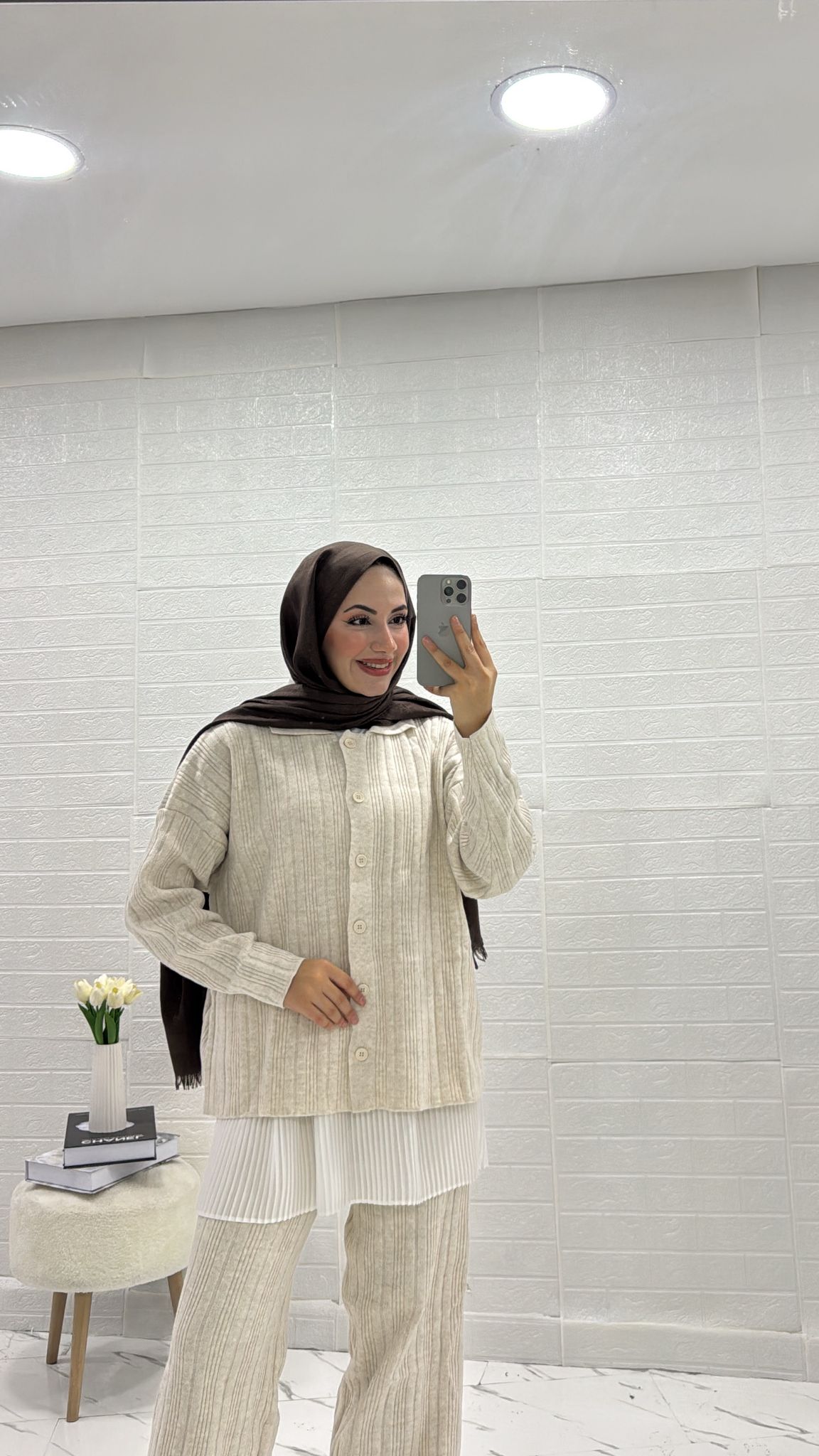 DÜĞMELİ İKİLİ TRİKO TAKIM KREM